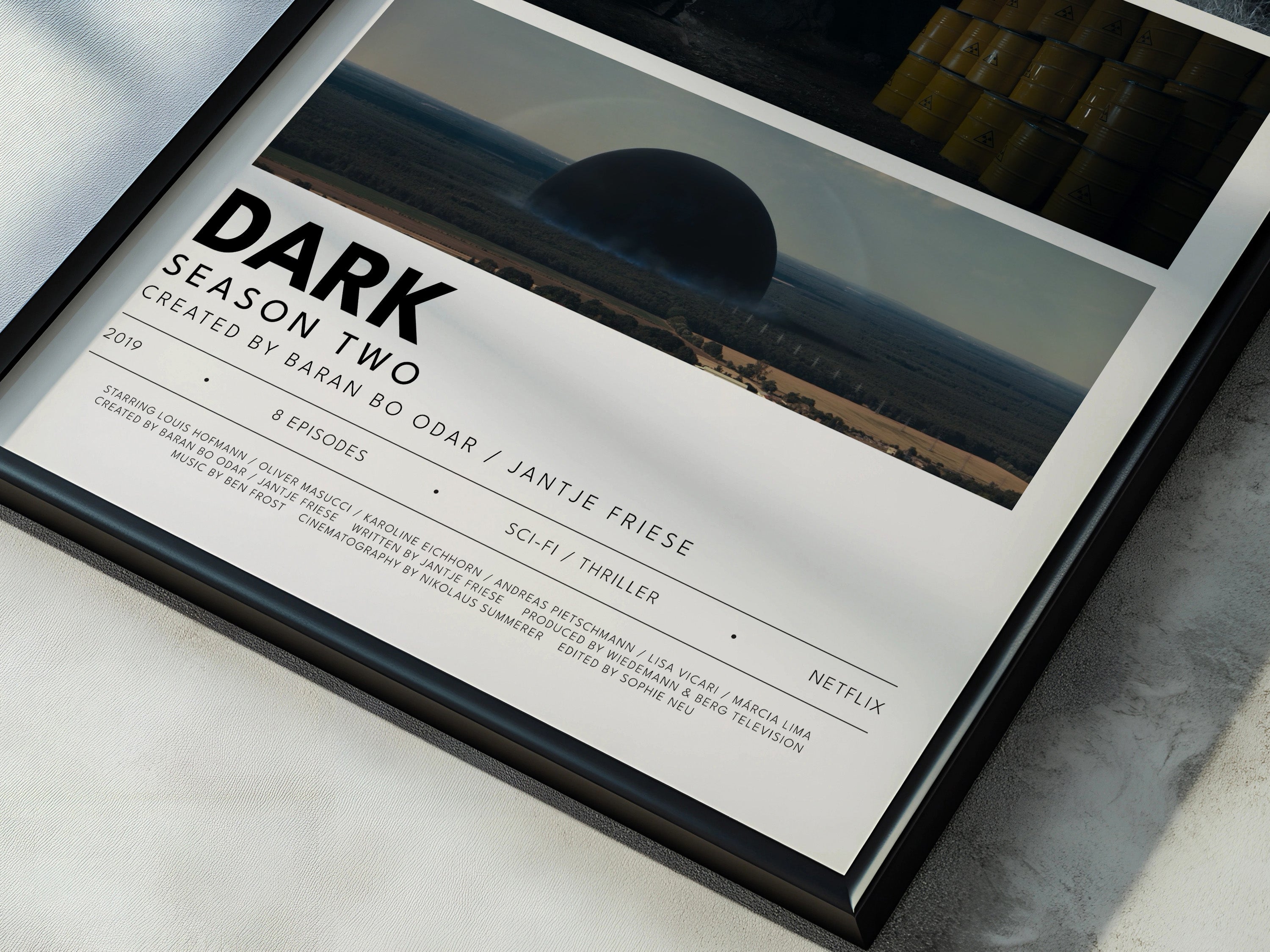 Dark Season 2 mockup 03